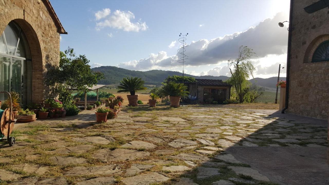 Agriturismo Casa Montecucco Giuncarico Exterior photo